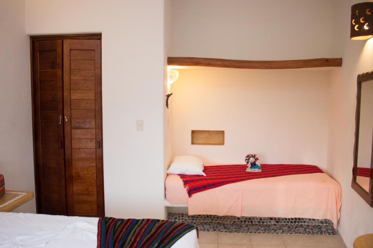 Canto Del Mar Hotel - Zihuatanejo - Suites Con Cocina Exterior photo